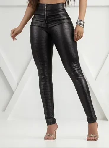 Calça Cirre Couro Fake Empina Bumbum Modeladora Zíper Alta