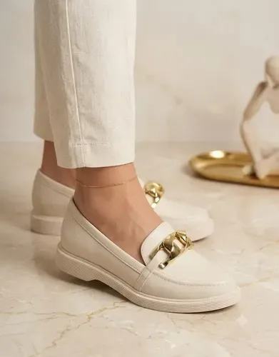Review do Sapato Mocassim Feminino Moleca Loafer Conforto Corrente – Estilo e Conforto que Você Precisa Agora