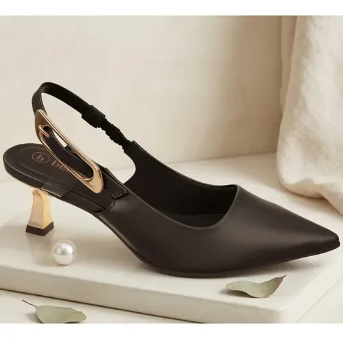 Review do Sapato Scarpin Slingback Bebece Bico Fino Salto Taça T3814 – Elegância e Conforto por R$182,95